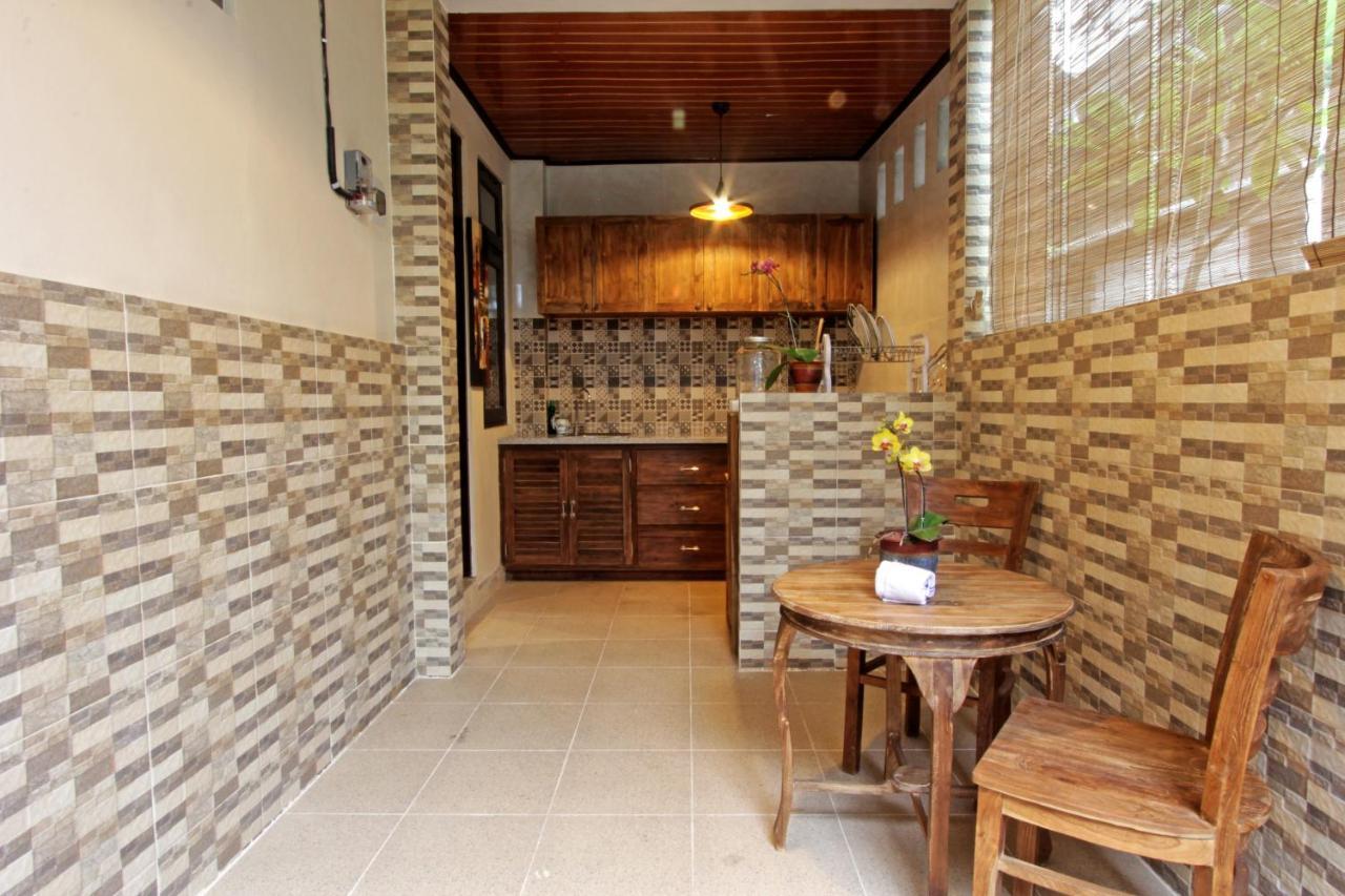Sari House Ubud - Balinese Style Homestay Esterno foto
